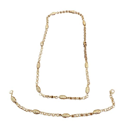 Necklace Assortment - Picture 7 of 8